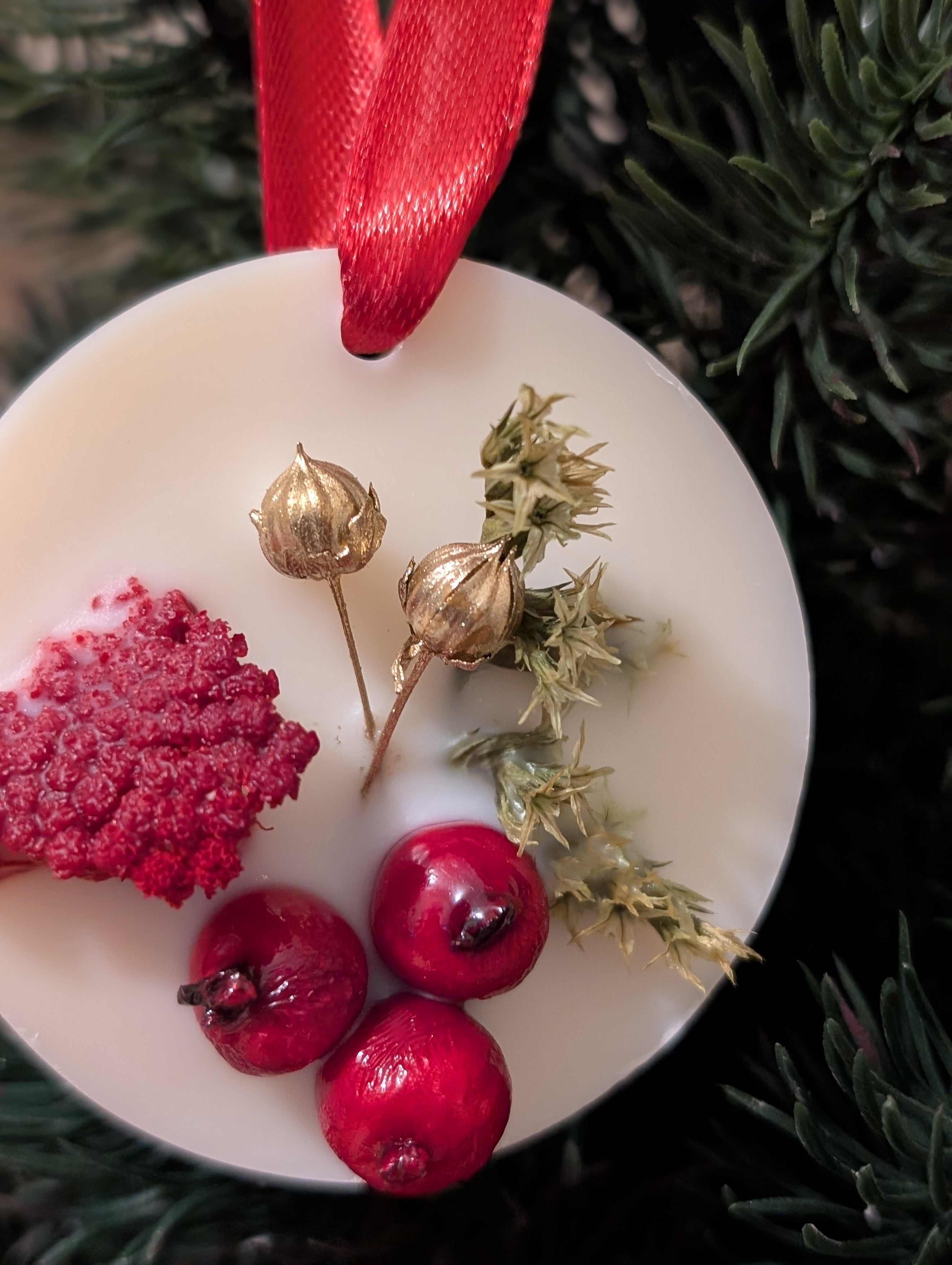 Décoration ronde parfumée pour sapin de noël